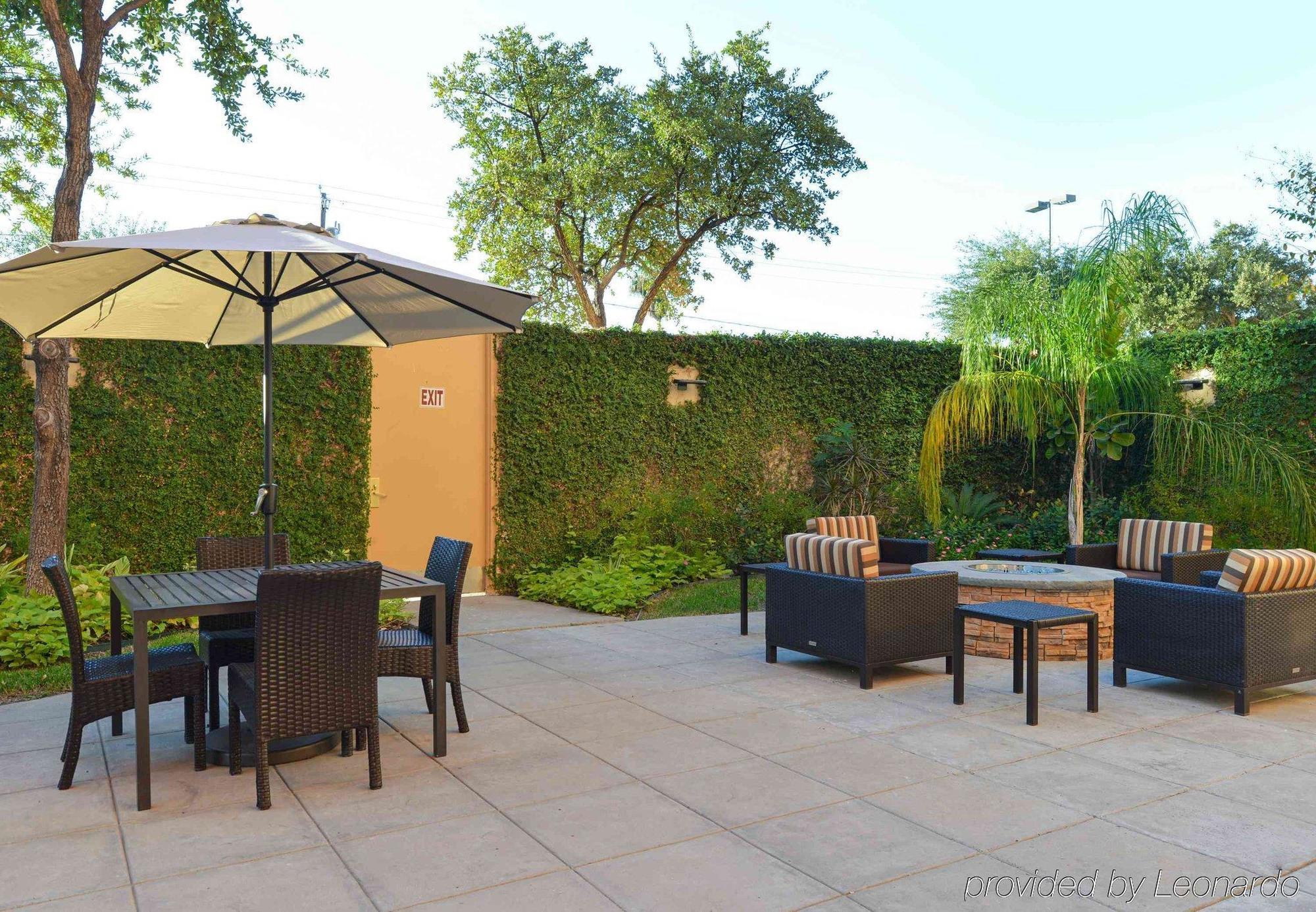 Courtyard Laredo Hotell Eksteriør bilde