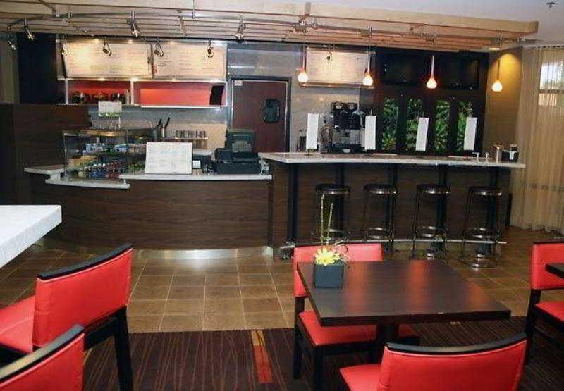 Courtyard Laredo Hotell Restaurant bilde